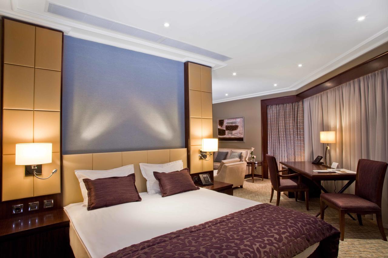 Kharkiv Palace Hotel Kültér fotó